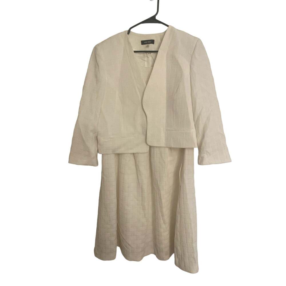 9WEST, 2 piece dress and bolero jacket in textured knit. Lined dress, Sz 12, A07